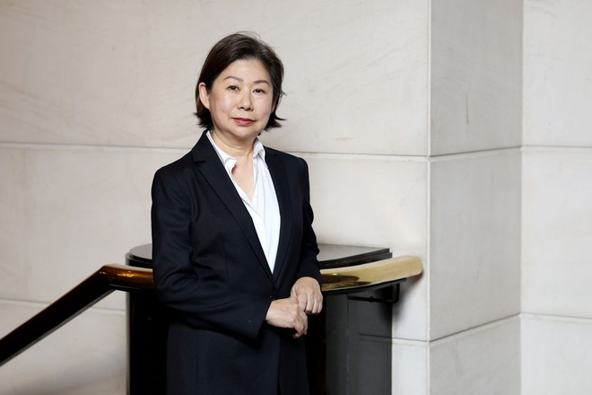 Nữ tỷ phú giàu nhất Philippines - 8 tuổi bán giày, gần 70 vẫn muốn học 6