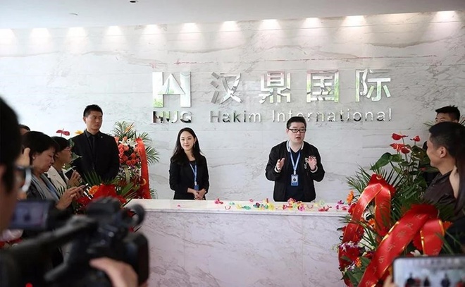 Nữ tỷ phú tự thân Trung Quốc