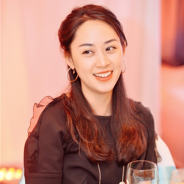 Nữ tỷ phú tự thân Trung Quốc