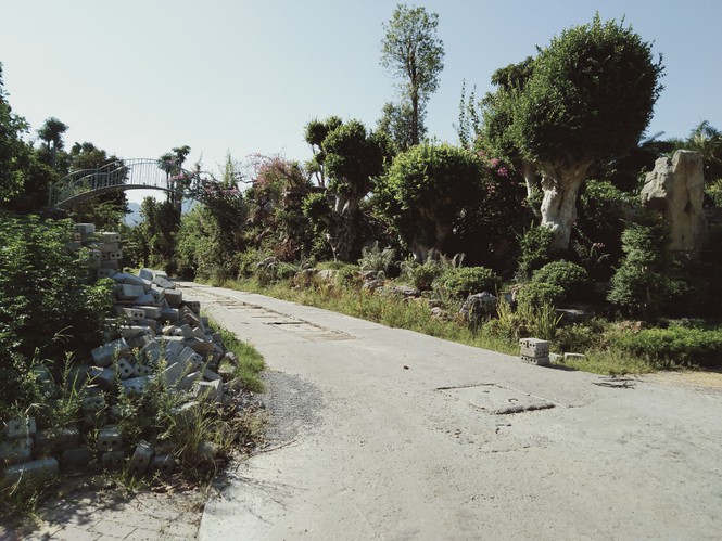 Hòa Bình: Dự án khu du lịch bị thu hồi, chủ đầu tư xây loạt công trình trái phép 'cố thủ'