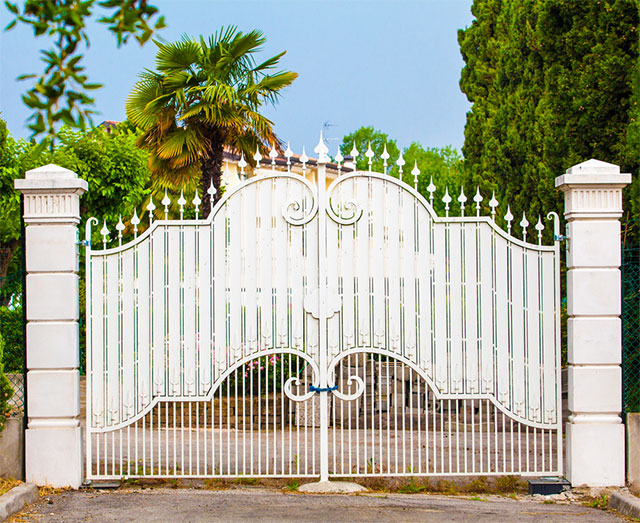 Màu sơn cổng nhà đẹp