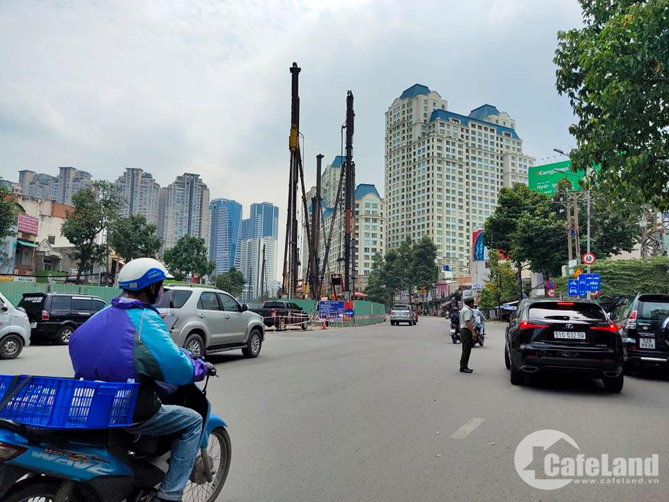 TP.HCM đóng cầu Nguyễn Hữu Cảnh để xoá ngập trên con đường đau khổ