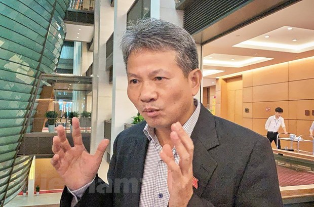 Dai bieu Quoc hoi chia se ve 'goc khuat' thuy dien va nhiet dien hinh anh 1