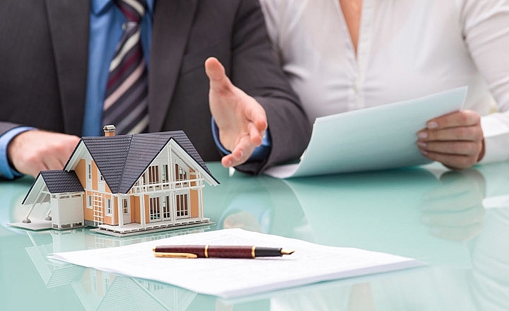 Lật tẩy những quái chiêu lừa đảo dụ mua nhà đất khách ôm hận sập bẫy lat tay nhung quai chieu lua dao du mua nha dat khach om han sap bay