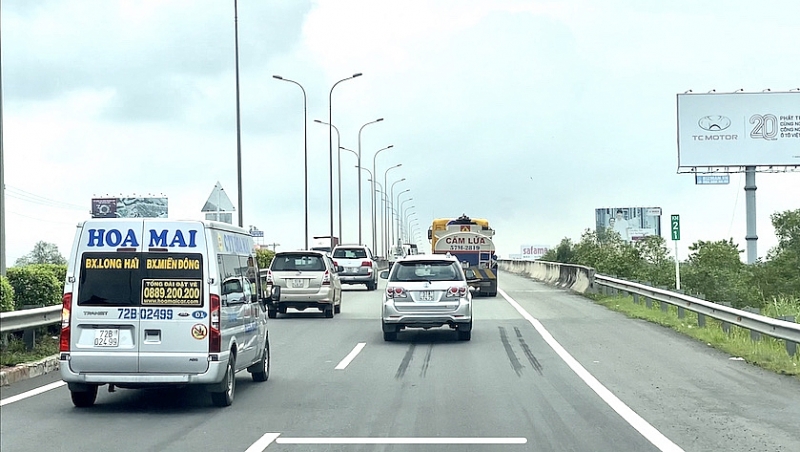 Cao tốc Thành phố Hồ Chí Minh – Long Thành – Dầu Giây có dấu hiệu xuống cấp và ùn tắc nghiêm trọng cao toc thanh pho ho chi minh long thanh dau giay co dau hieu xuong cap va un tac nghiem trong