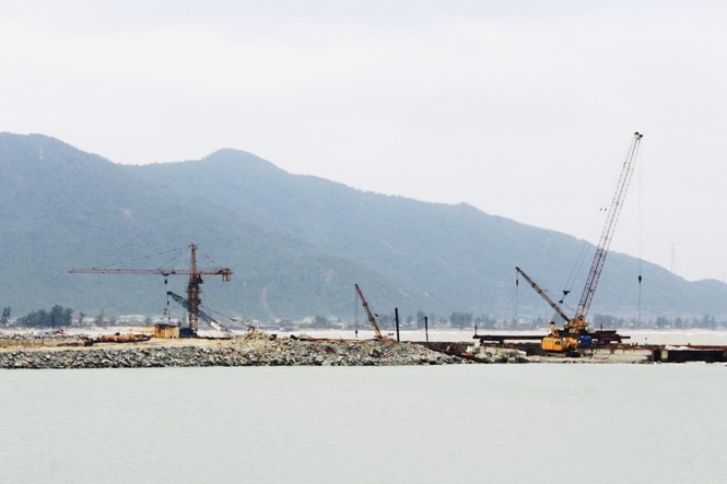 ​  Cầu cảng gần 1.500 tỷ làm mãi không xong tiếp tục xin gia hạn - ảnh 3