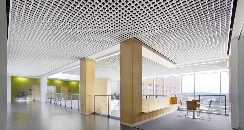 Ưu điểm của trần nhôm caro Ưu điểm của trần nhôm caro