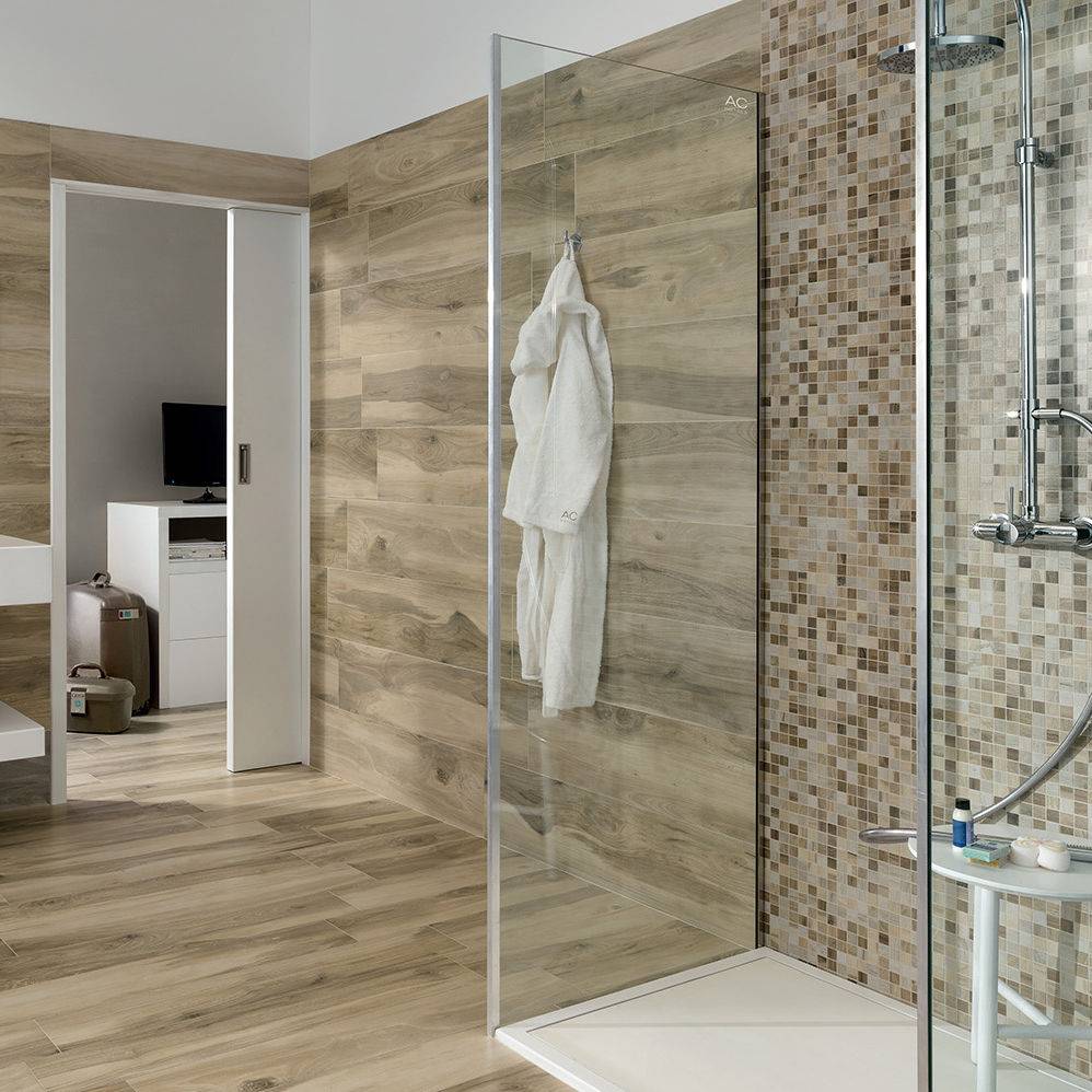Ấn tượng với những ý tưởng phòng tắm lát gạch giả gỗ đầy mới mẻ