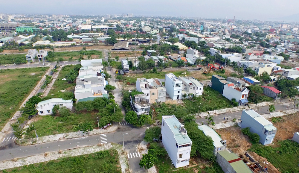 Bất động sản 24h: Áp lực bủa vây nhà đầu tư đất nền vùng ven