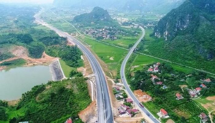 Bộ Giao thông 'lắc đầu' với đề xuất cơ chế ưu đãi làm cao tốc Đồng Đăng- Trà Lĩnh