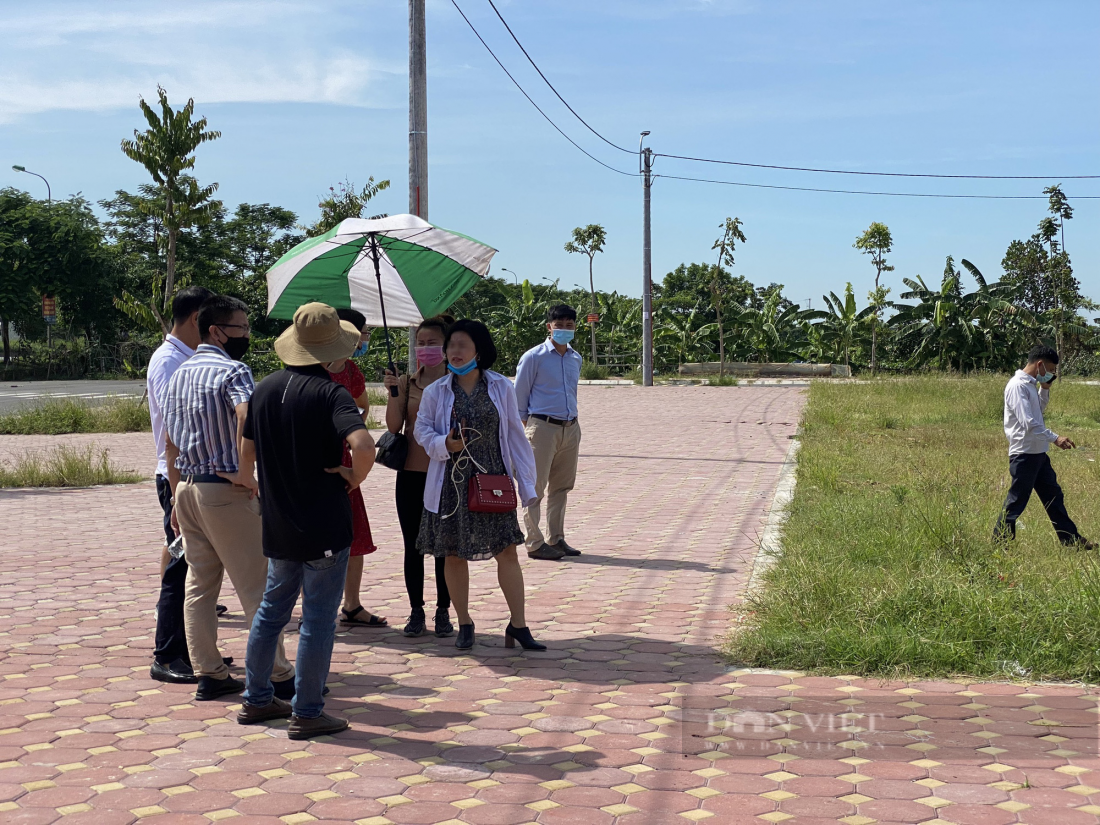 'Sang tay' ngay sau phiên đấu giá đất, nhà đầu tư lãi cả trăm triệu đồng