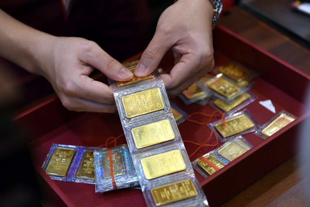 Điểm tin sáng: USD tăng cao, vàng tiếp tục giảm nhẹ