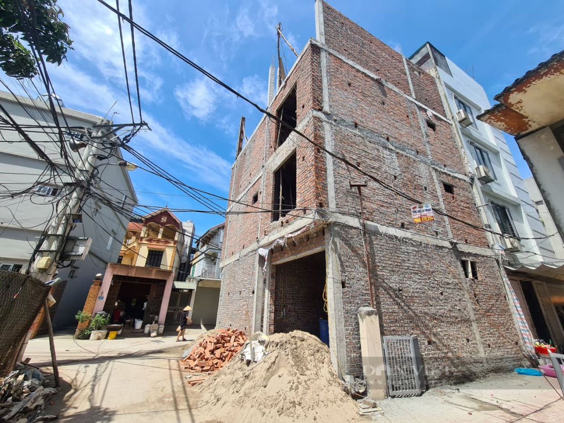 Đau đầu, tốn thêm tiền vì chọn mua nhà xây thô để tiết kiệm Đau đầu, tốn thêm tiền vì chọn mua nhà xây thô để tiết kiệm