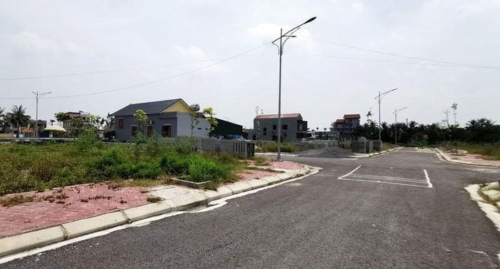 Xét giao đất tái định cư cho dân rồi lại hủy