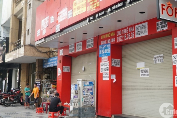 Covid – 19 tàn phá, 85.500 doanh nghiệp rụng khỏi thị trường