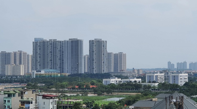 Ngược đời mua nhà mùa dịch: Bùng tiền tươi, om thóc... giả