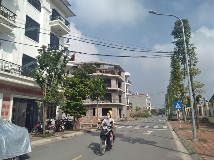 Đô thị hiện đại phải dùng nhờ đường điện