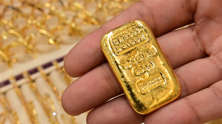 Điểm tin sáng: USD tăng nhanh tạo áp lực lên giá vàng