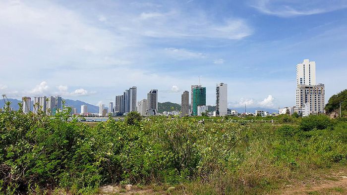 Khánh Hòa: Doanh nghiệp địa ốc 'đánh trống, ghi tên' dự án rồi bỏ hoang