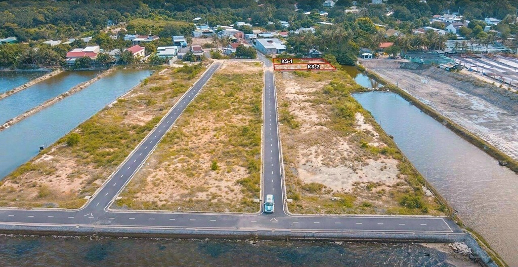 Đất nền Cam Lâm lại sốt