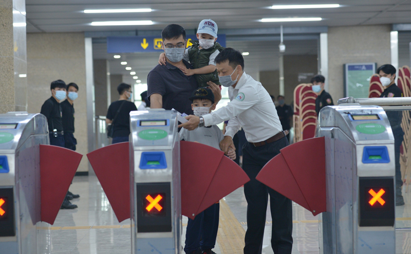''Mong Hà Nội sớm có thêm nhiều tuyến đường sắt đô thị''