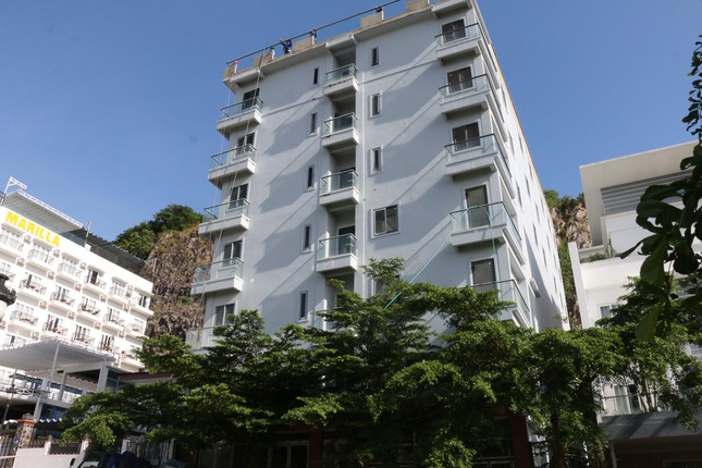 Nha Trang cưỡng chế biệt thự xây vượt tầng tại khu đô thị cao cấp