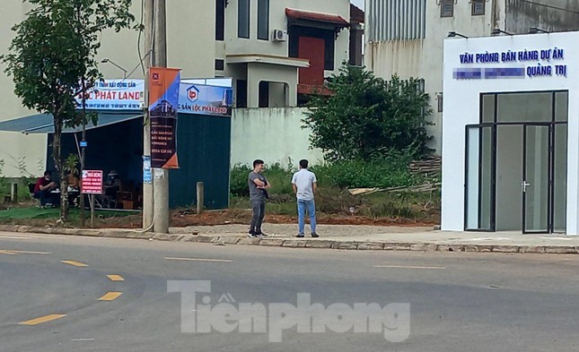 'Sốt đất' dần hạ nhiệt, nhà đầu tư chuyển hướng thoát hàng