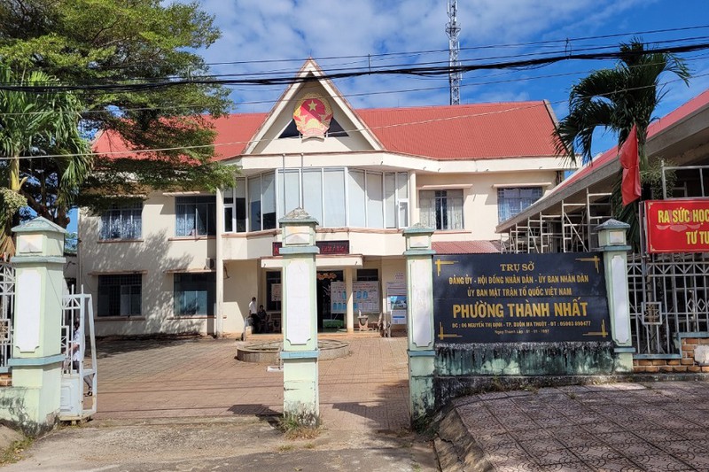 Đề nghị cách chức chủ tịch phường để phân lô trên đất nông nghiệp Đề nghị cách chức chủ tịch phường để phân lô trên đất nông nghiệp