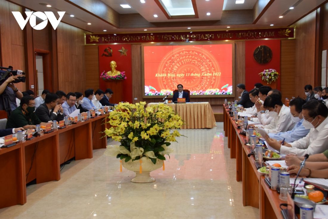 Thủ tướng: Xây dựng huyện đảo Trường Sa thành trung tâm kinh tế, văn hóa, xã hội trên biển Thủ tướng: Xây dựng huyện đảo Trường Sa thành trung tâm kinh tế, văn hóa, xã hội trên biển