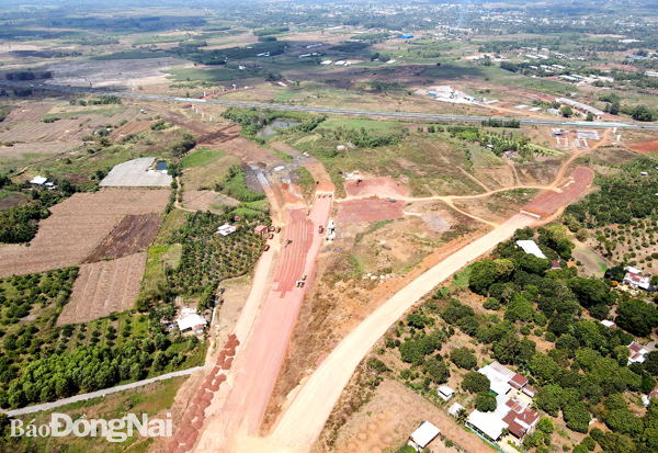 Mặt bằng 'ngáng đường' 2 dự án trọng điểm quốc gia