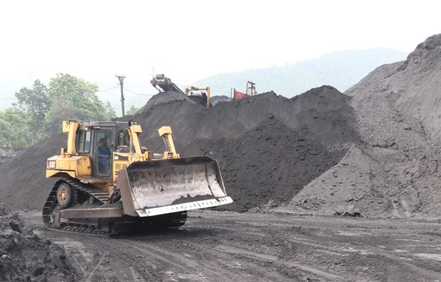 Quảng Ninh hạn chế cấp mỏ đất san nền tại Hạ Long, Cẩm Phả