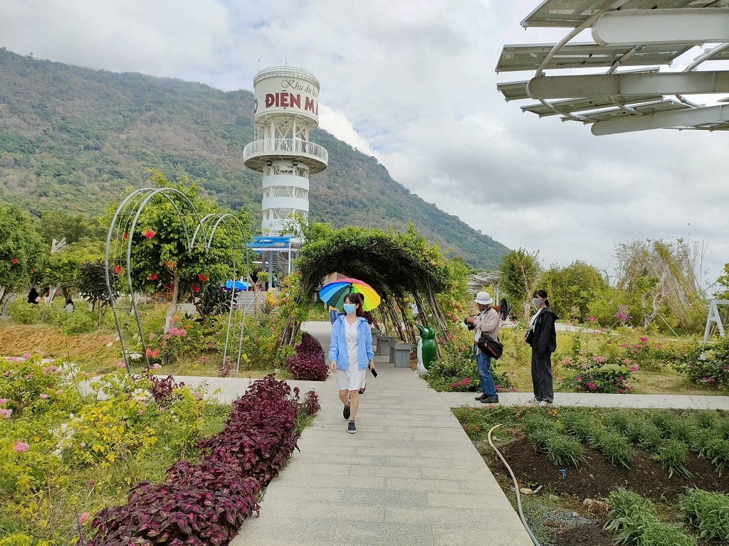 An Giang: Đề nghị xử lý sai phạm của Công ty CP du lịch An Giang An Giang: Đề nghị xử lý sai phạm của Công ty CP du lịch An Giang