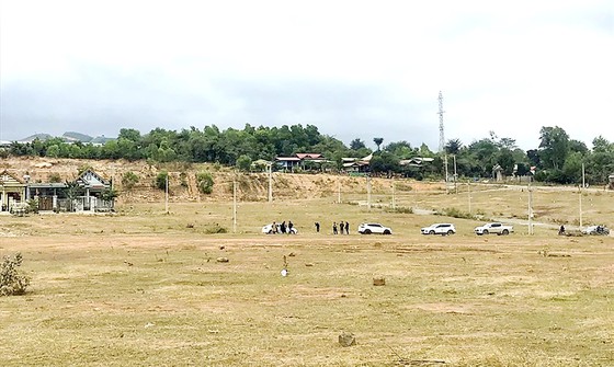 Chìm trong cơn sốt đất - Bài 3: Xẹp cơn sốt, ôm nợ nần