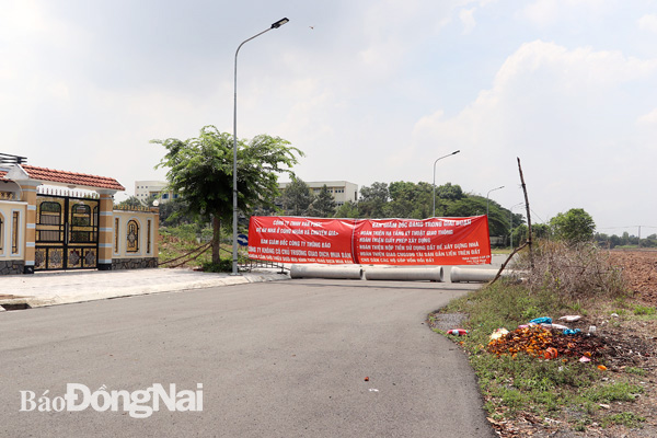 Nhiều dự án kéo dài cả chục năm chưa triển khai Nhiều dự án kéo dài cả chục năm chưa triển khai