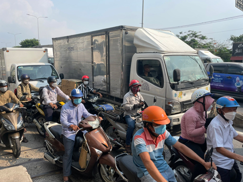 Thay áo cho khu vực Tây Bắc TP HCM Thay áo cho khu vực Tây Bắc TP HCM