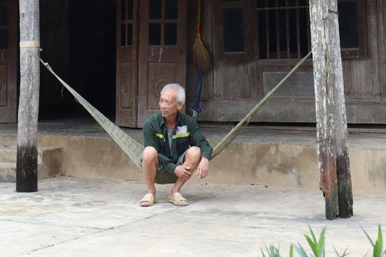 13 năm mong ngóng tái định cư 13 năm mong ngóng tái định cư