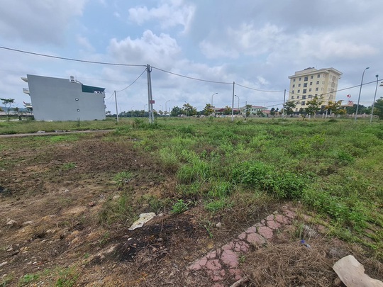 Bất động sản 24h: Cẩn trọng chiêu trò lôi kéo đầu tư địa ốc Bất động sản 24h: Cẩn trọng chiêu trò lôi kéo đầu tư địa ốc