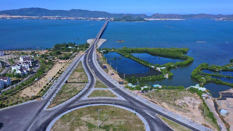 Bình Định chi gần 1.500 tỉ xây dự án đường ven biển - CafeLand.Vn
