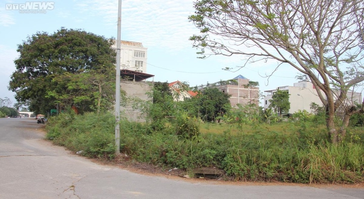 Nghịch cảnh đại dự án nhà ở tại Hải Phòng: Dân dài cổ chờ ‘sổ đỏ’ Nghịch cảnh đại dự án nhà ở tại Hải Phòng: Dân dài cổ chờ ‘sổ đỏ’