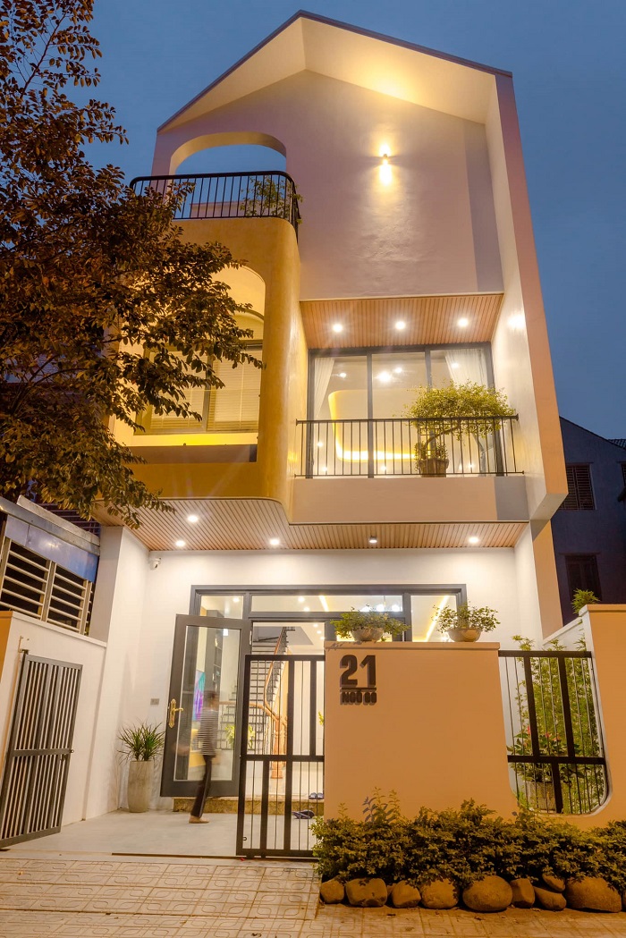 Cận cảnh ngôi nhà gần 3 tỉ đồng tự thiết kế của vợ chồng 9X Cận cảnh ngôi nhà gần 3 tỉ đồng tự thiết kế của vợ chồng 9X