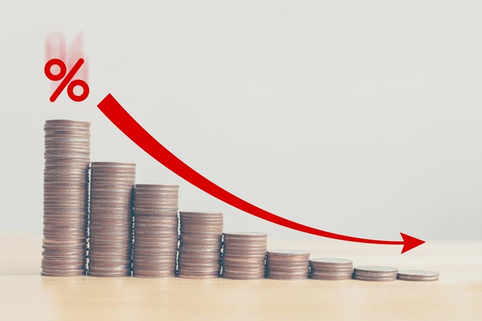 Thủ tướng: Phấn đấu giảm lãi suất cho vay thêm 1-2%