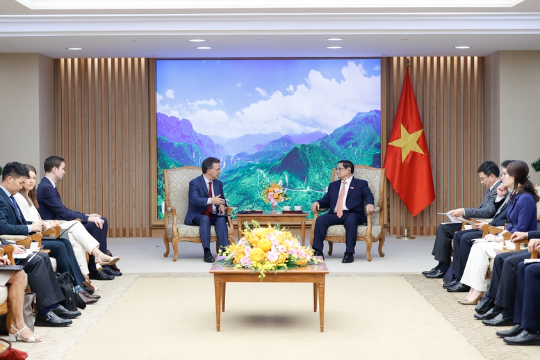 IMF dự báo Việt Nam duy trì tăng trưởng cao hơn khu vực