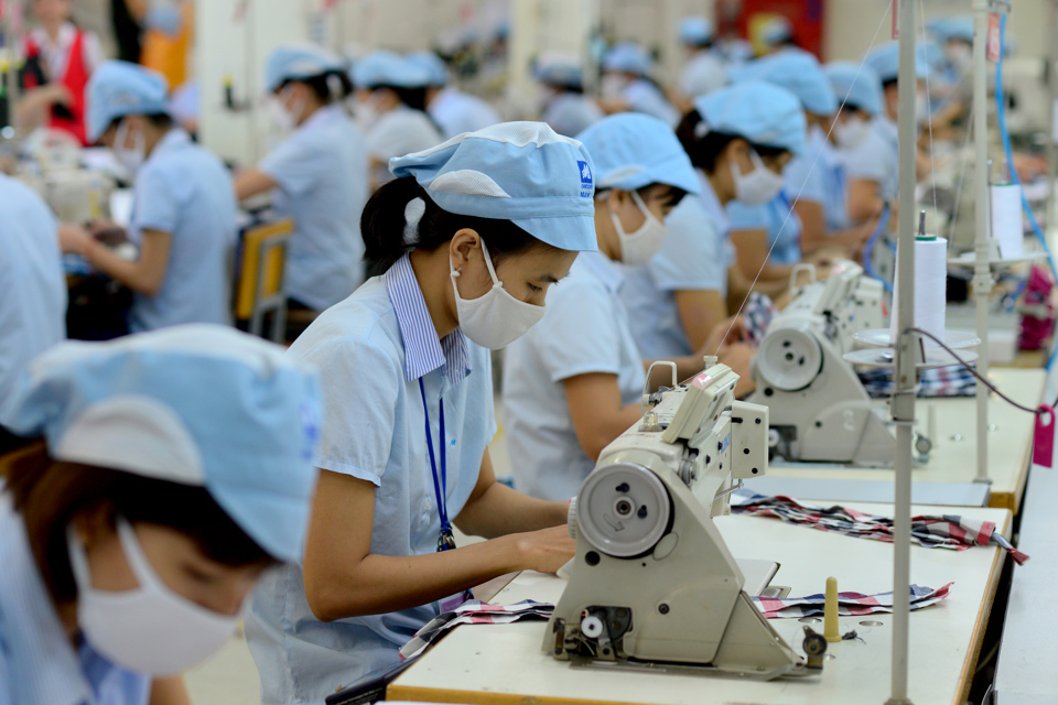 Xuất khẩu hàng dệt may vượt 4 tỷ USD/tháng, cao nhất 2 năm