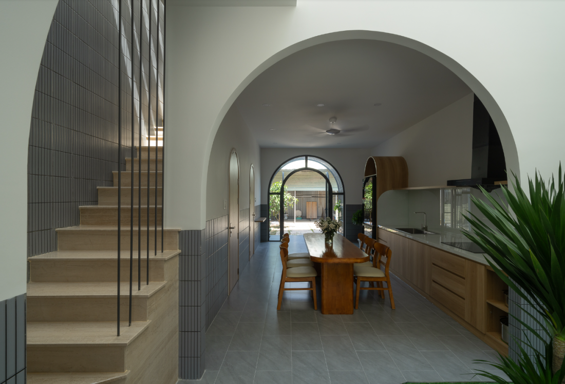 Chỉ 1,3 tỷ, nhà 2 tầng tiện nghi, đầy ắp ánh sáng tự nhiên của vợ chồng thu nhập trung bình- Ảnh 5. Chỉ 1,3 tỷ, nhà 2 tầng tiện nghi, đầy ắp ánh sáng tự nhiên của vợ chồng thu nhập trung bình- Ảnh 5.