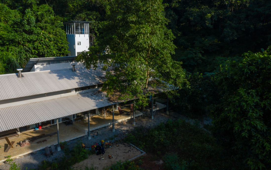 Cải tạo nhà cũ, tái hiện không gian sống đẹp hoang sơ thời hiện đại tại Hòa Bình- Ảnh 2. Cải tạo nhà cũ, tái hiện không gian sống đẹp hoang sơ thời hiện đại tại Hòa Bình- Ảnh 2.