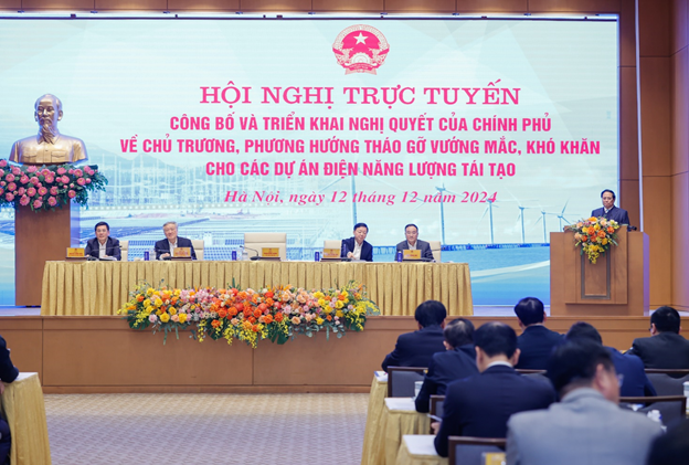 Thủ tướng chủ trì hội nghị trực tuyến gỡ vướng cho các dự án năng lượng tái tạo- Ảnh 1.