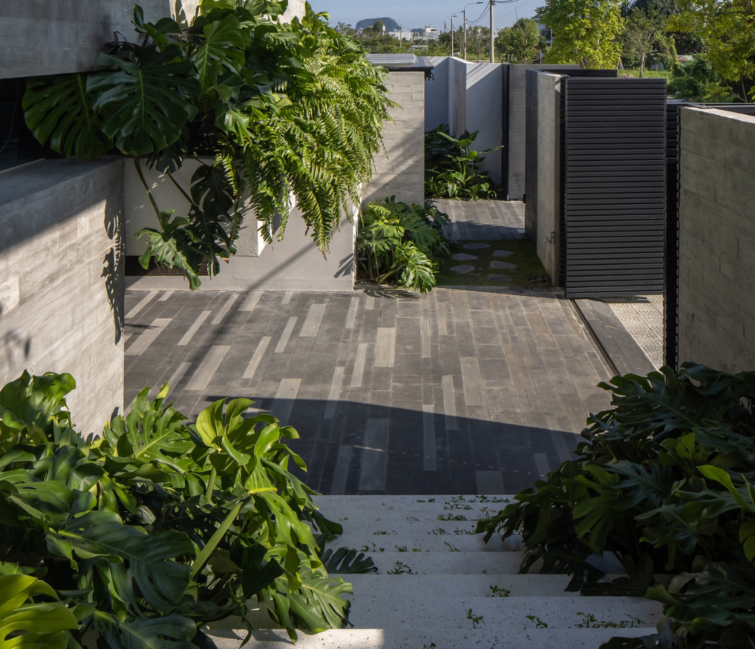 Biệt thự ven sông Đà Nẵng với khối kiến trúc mở độc đáo, bền vững và thẩm mỹ- Ảnh 4. Biệt thự ven sông Đà Nẵng với khối kiến trúc mở độc đáo, bền vững và thẩm mỹ- Ảnh 4.