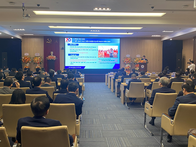 Một doanh nghiệp thu hơn 1.575 tỷ đồng mỗi ngày từ kinh doanh điện- Ảnh 1.