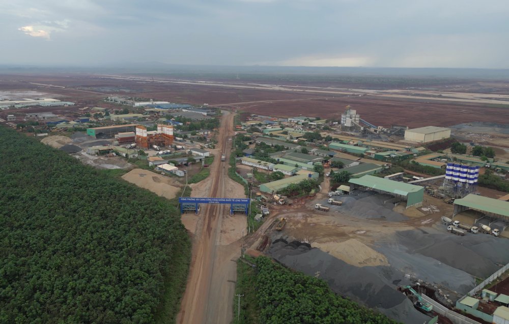 Sân bay, cao tốc và loạt dự án cầu đường gặp vướng mắc vật liệu: Đồng Nai vào cuộc với 2 tổ công tác đặc biệt