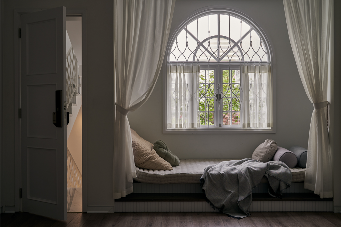 Ngôi nhà đa phong cách, mỗi không gian là vũ điệu thị giác nằm trong ngõ hẹp Hà Nội- Ảnh 10. Ngôi nhà đa phong cách, mỗi không gian là vũ điệu thị giác nằm trong ngõ hẹp Hà Nội- Ảnh 10.